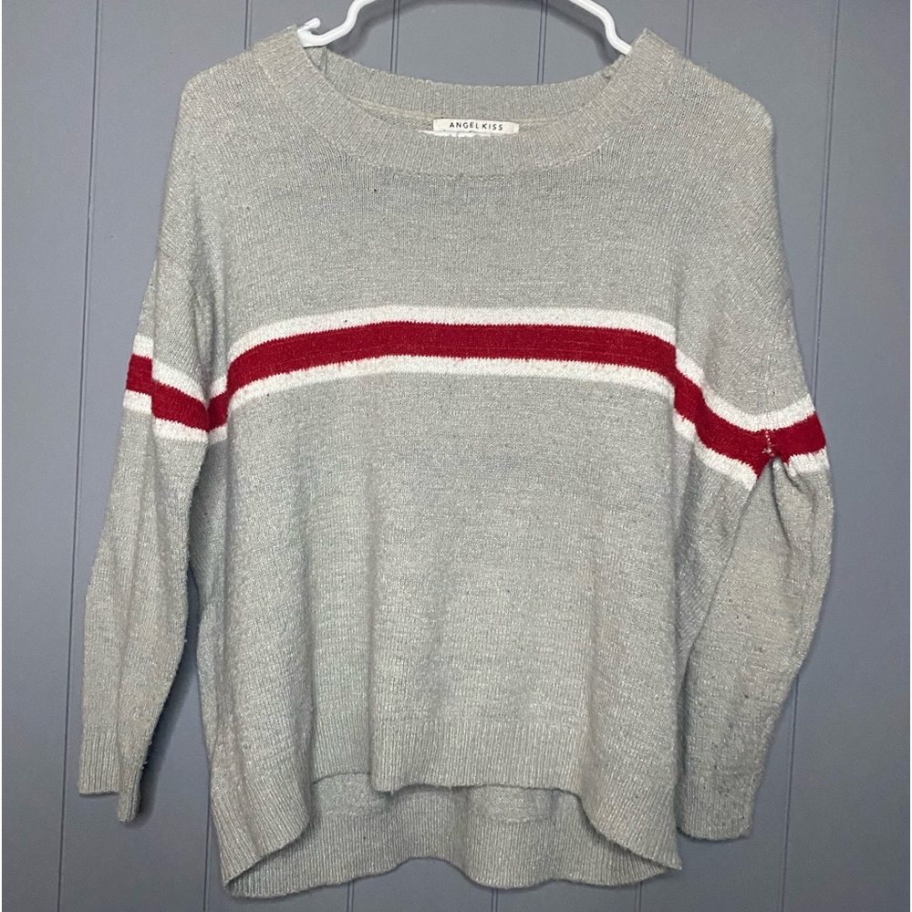 Gray sweater
